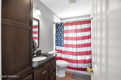 Welcome to 1031 Zircon Drive, a beautifully maintained bi-level - photo 17