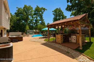 Welcome to 1031 Zircon Drive, a beautifully maintained bi-level - photo 26