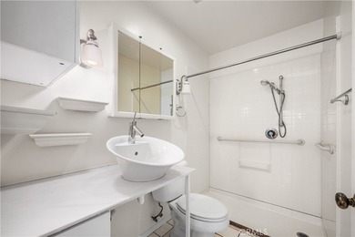 Welcome to Unit 311 at Pars Plaza, a beautifully maintained - photo 36