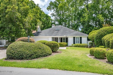 (private lake, pond, coastal) Home For Sale in Saint Helena Island South Carolina