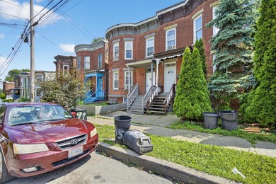 Hudson River Home For Sale in Newburgh New York