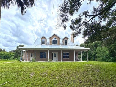 (private lake, pond, creek) Home For Sale in Vero Beach Florida