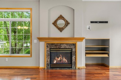 Wonderful end unit in a neighborhood adjacent to Eagle Valley - photo 13
