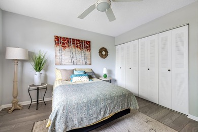 Experience the pinnacle of lakeside luxury in this beautifully - photo 21