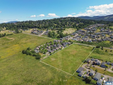 Seize this exceptional development opportunity with breathtaking - photo 3