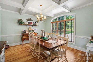 Fabulous SMART CONSTRUCTION home has it all--privacy, desirable - photo 8