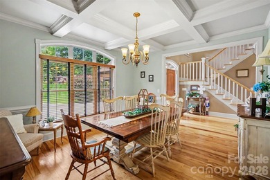 Fabulous SMART CONSTRUCTION home has it all--privacy, desirable - photo 9