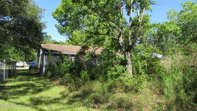 3 bdrm 3/4 bath, older home could use some TLC. Near Memorial - photo 11