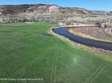 Nestled along the pristine White River just 11 miles west of - photo 5