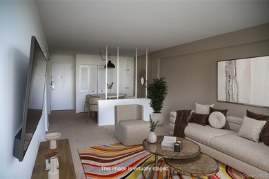 Welcome to Unit #7B at 1530 E. 8th Street - a freshly updated - photo 3