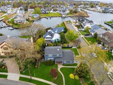 Welcome to this beautifully updated Side Hall Colonial in the - photo 3