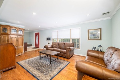Welcome to this beautifully updated Side Hall Colonial in the - photo 8