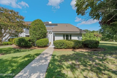 Lake Townhome/Townhouse For Sale in Beaufort, South Carolina