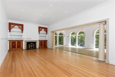 Exceptional opportunity to own a classic, Mediterranean-style - photo 12