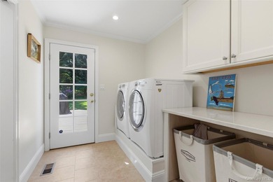 Welcome to this beautifully maintained 4 bedroom, 2 bath - photo 18
