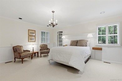 Welcome to this beautifully maintained 4 bedroom, 2 bath - photo 19