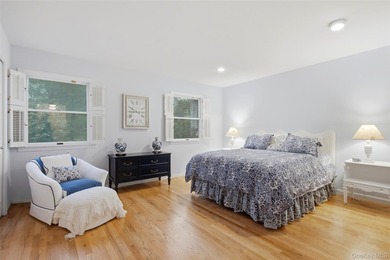 Welcome to this beautifully maintained 4 bedroom, 2 bath - photo 23
