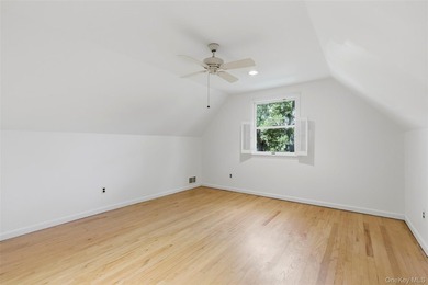 Welcome to this beautifully maintained 4 bedroom, 2 bath - photo 24