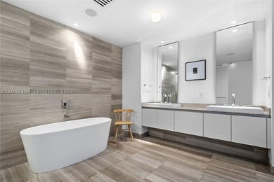 THIS IS A DREAM ! Magnificent Unit With Direct Ocean - photo 28