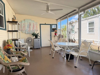 Discover easy Florida living in this charming 2-bedroom, 2-bath - photo 31