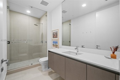 THIS IS A DREAM ! Magnificent Unit With Direct Ocean - photo 36