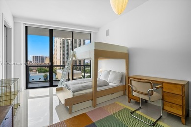 THIS IS A DREAM ! Magnificent Unit With Direct Ocean - photo 38