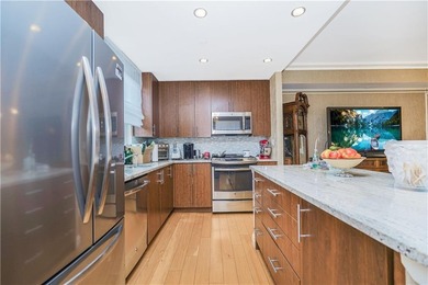 Oceana Condominium & Club
Corner 2BR / 2BT

4th Floor 

