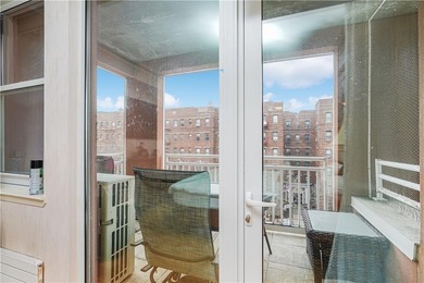 Oceana Condominium & Club
Corner 2BR / 2BT

4th Floor 

