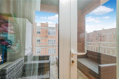 Oceana Condominium & Club
Corner 2BR / 2BT

4th Floor 

