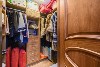 Oceana Condominium & Club
Corner 2BR / 2BT

4th Floor 

