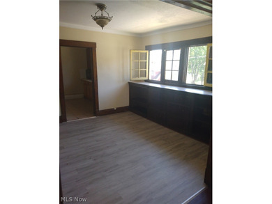 Fully occupied INVESTORS DREAM!!! Outstanding Brick Duplex with