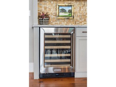 Penthouse living at Tides IV with stunning top-floor views of - photo 17