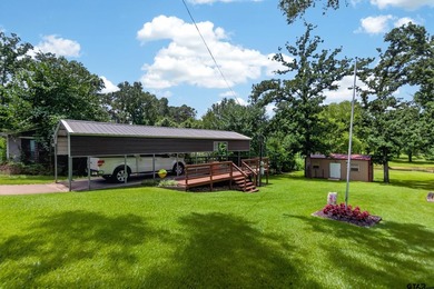 Lake Palestine Waterfront Retreat! Escape to the lake and enjoy - photo 26