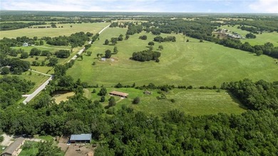 Enjoy all that country living has to offer with this amazing 7 - photo 43