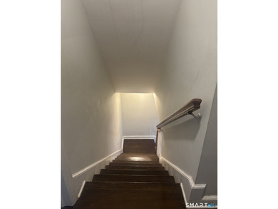 This beautiful colonial offers timeless charm with comfortable - photo 4
