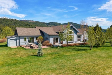 Amazing opportunity in beautiful Jug Mountain Ranch McCall. This - photo 6