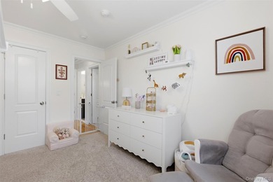 Welcome to 84 Erik Drive, a beautifully updated Devon end unit - photo 21