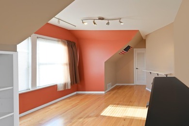 Nestled on one of the most sought-after blocks in Bayonne, this - photo 24