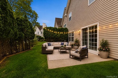 Welcome to 84 Erik Drive, a beautifully updated Devon end unit - photo 25