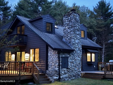 Fabulous Property with ponds, rushing streams, huge acreage & a - photo 33