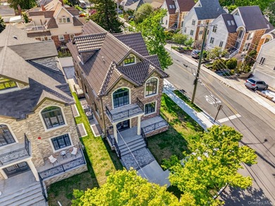 This exquisite corner-lot residence in prime Bayside features a - photo 43