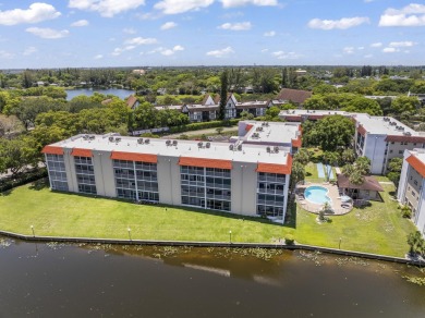 Lake Condo For Sale in Lauderhill, Florida