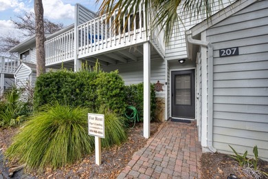 Charming 2-bedroom, 1.5-bath townhouse in Cassine Gardens - photo 2