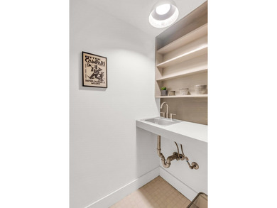 Welcome to 676 Union Street, a rare Park Slope sanctuary. This - photo 12