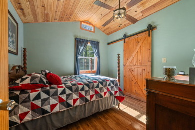 Unrestricted, Lakefront Tiny Home on 5.74 acres! - photo 7