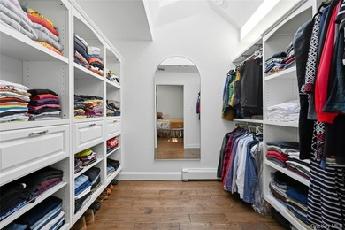 Discover the perfect blend of charm, comfort, and convenience in - photo 32