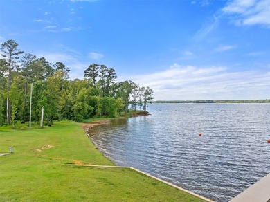 It is my pleasure to present this unparalleled, sprawling Lake - photo 7