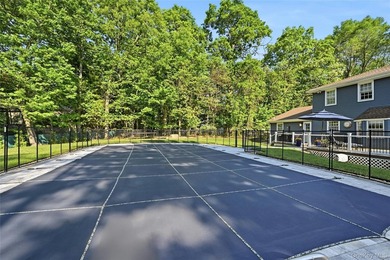 Discover the perfect blend of charm, comfort, and convenience in - photo 41