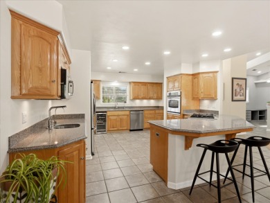 Golf Course Living at Its Finest — A Rare YLP Gem - photo 17