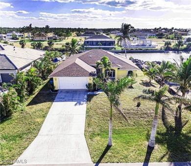 Cape Coral Lakes Area Home For Sale in Cape Coral Florida